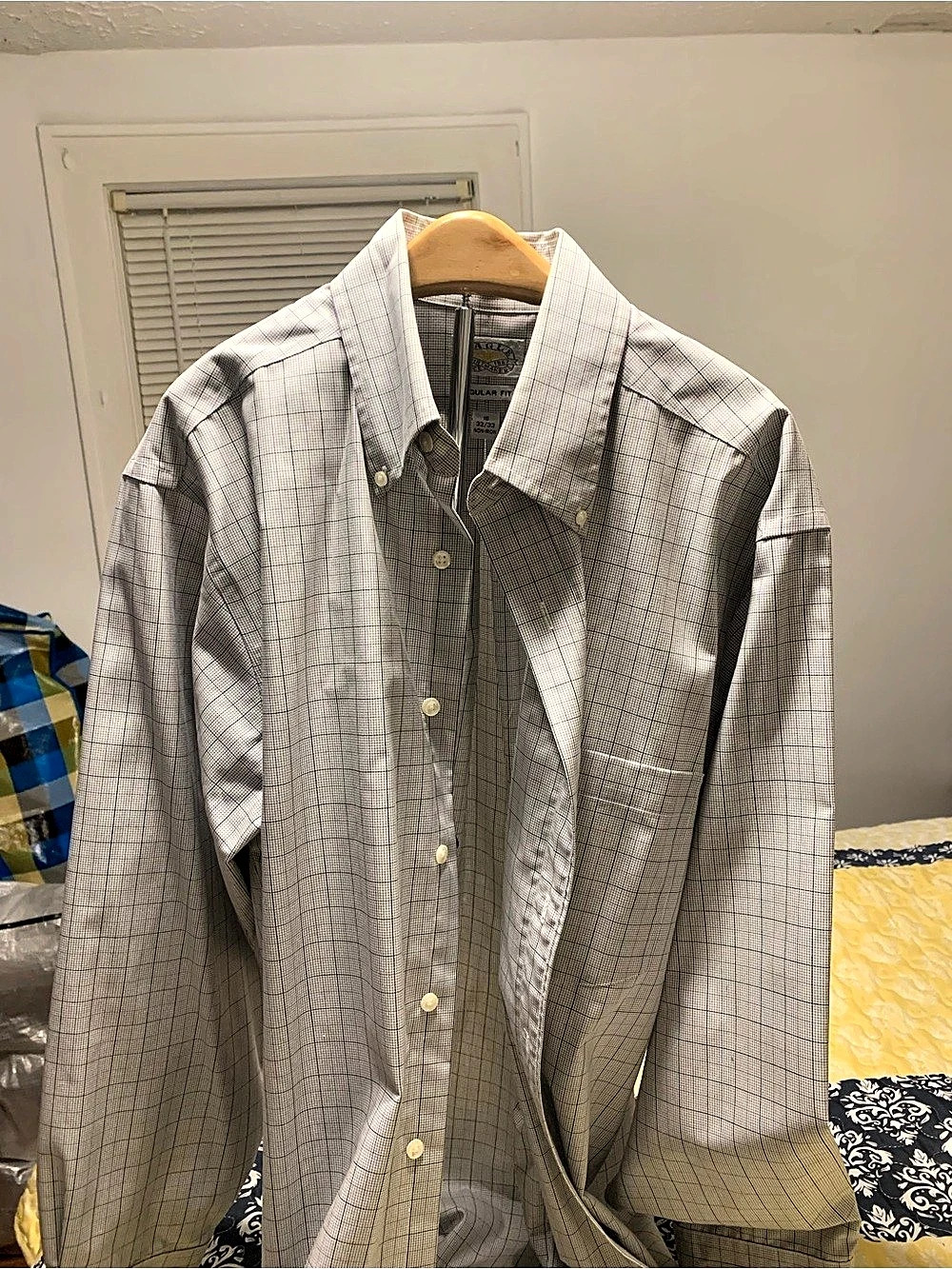 Eagle Shirtmakers Regular Fit Non-Iron Plaid Cotton Shirt Size 16 32/33 Like New